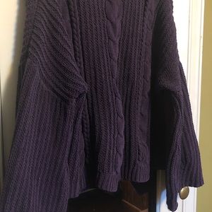 Universal Thread Crew Neck Sweater